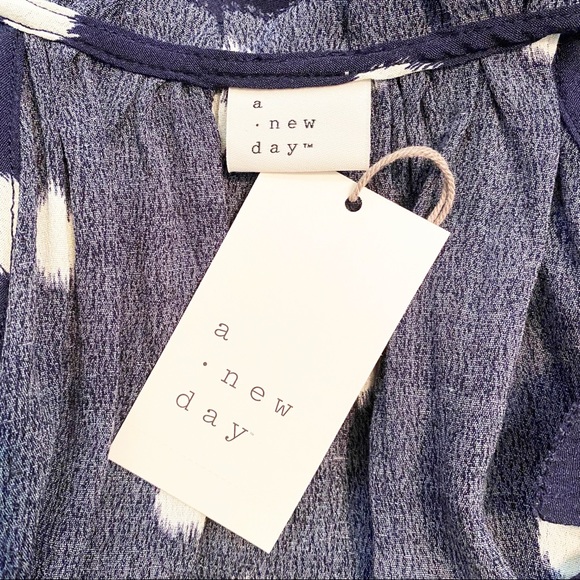 A NEW DAY Navy Dot Flutter Sleeve Top S M L XL NWT - Picture 8 of 9